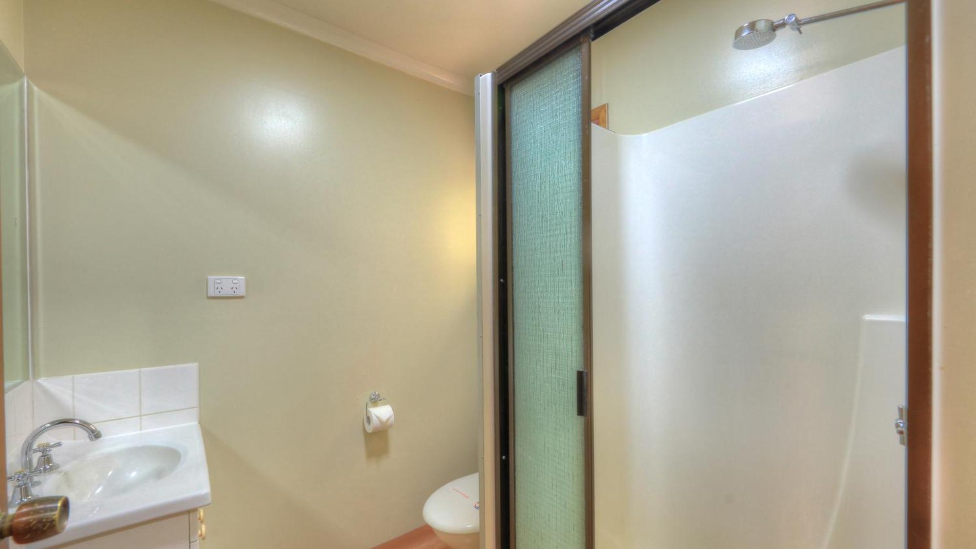 Atherton Hinterland Motel Стая снимка