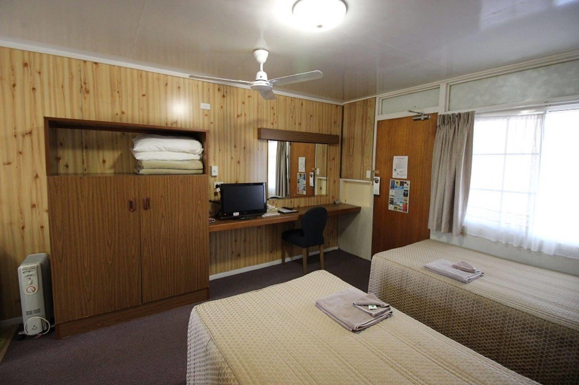 Atherton Hinterland Motel Екстериор снимка
