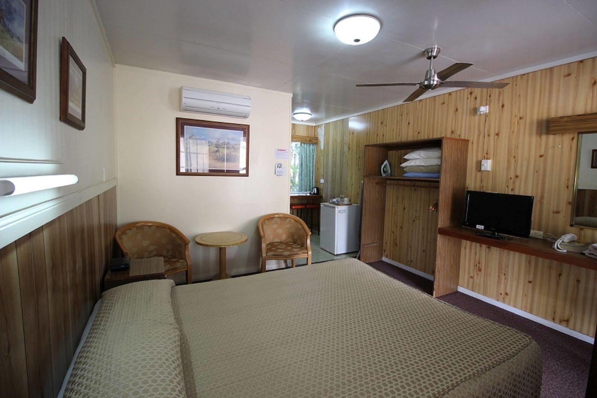 Atherton Hinterland Motel Екстериор снимка